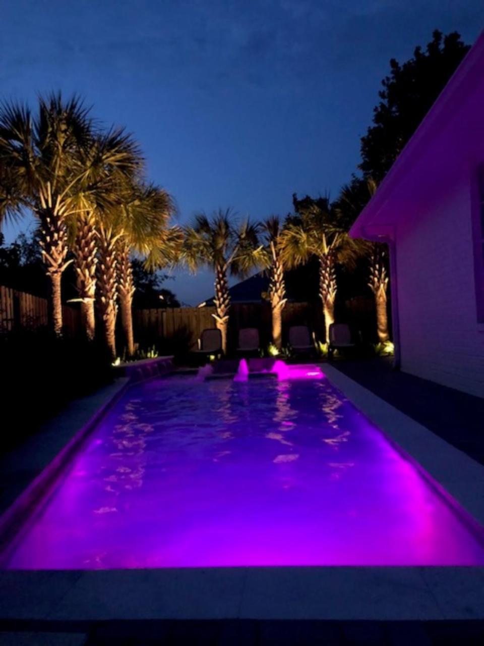 Beautiful Pet Friendly Home! New Tropical Pool, Opt Golf Cart And Pool Heat, Minutes To Beach เดสติน ภายนอก รูปภาพ