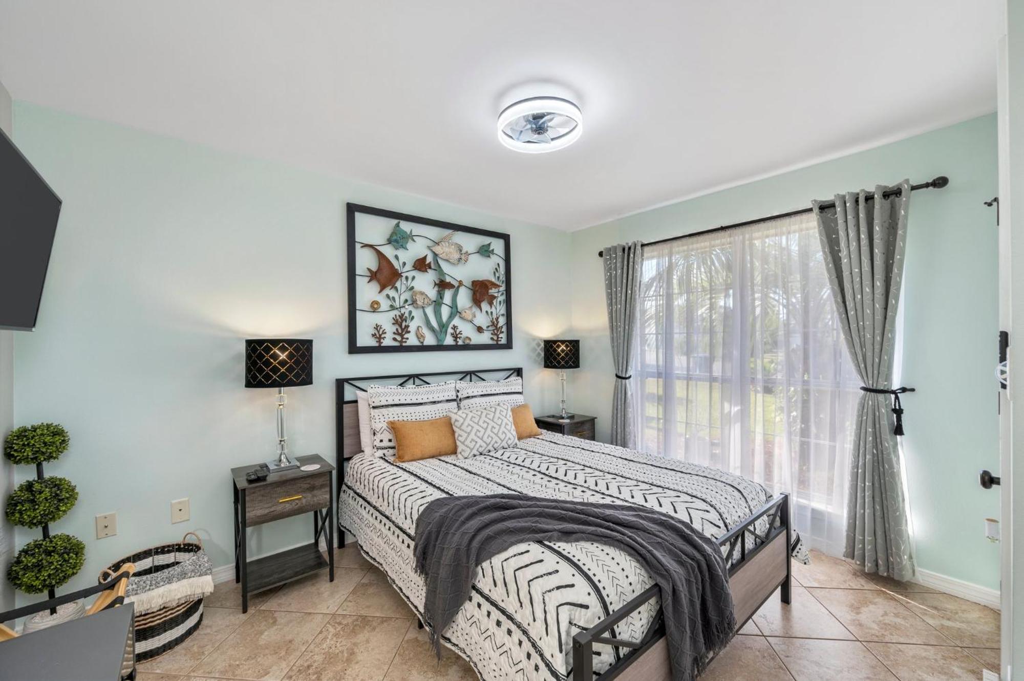 Beautiful Pet Friendly Home! New Tropical Pool, Opt Golf Cart And Pool Heat, Minutes To Beach เดสติน ภายนอก รูปภาพ